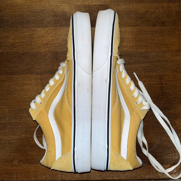 Yellow Old Skool Lace-Up Vans Size 10 - Picture 3 of 6